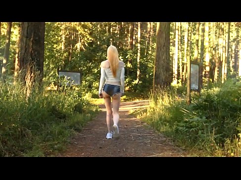 ❤️ Piękna kobieta porusza się powoli, nie naga wideo Porn video at porn pl.pornodil.ru